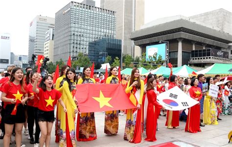 오니기리와 이규동: 한국과 일본의 문화 교류 속에서